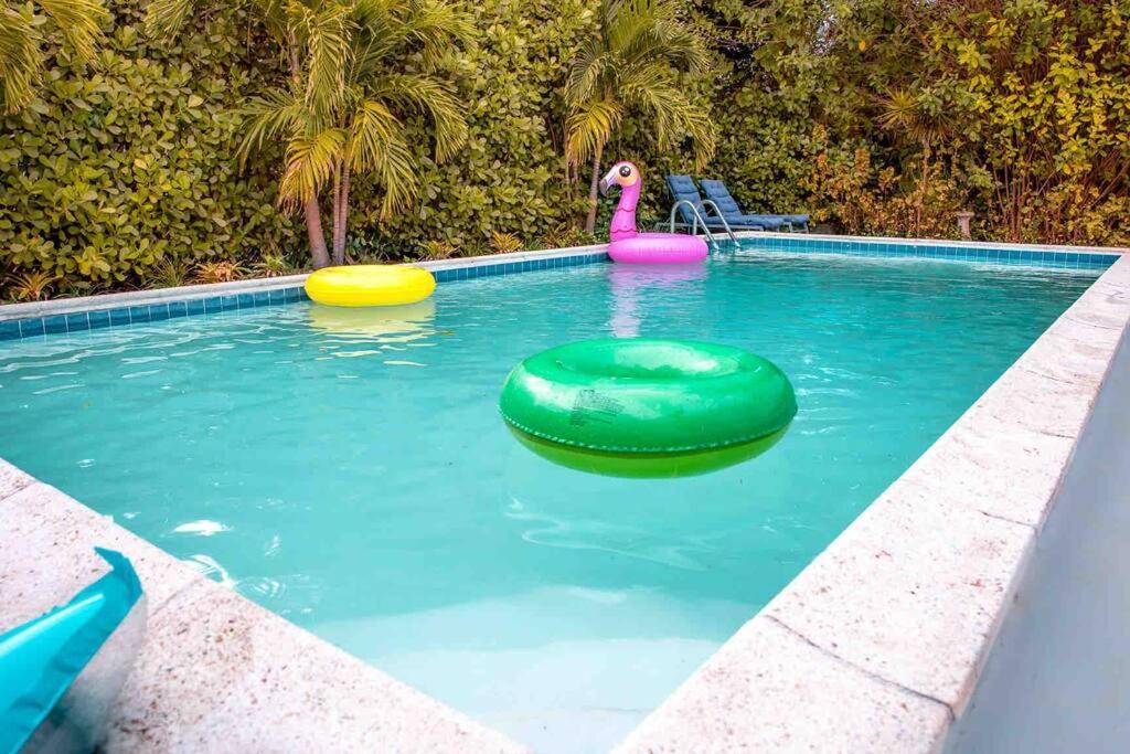House With Pool And Bbq, 12 Min To The Beach Miami Shores Kültér fotó